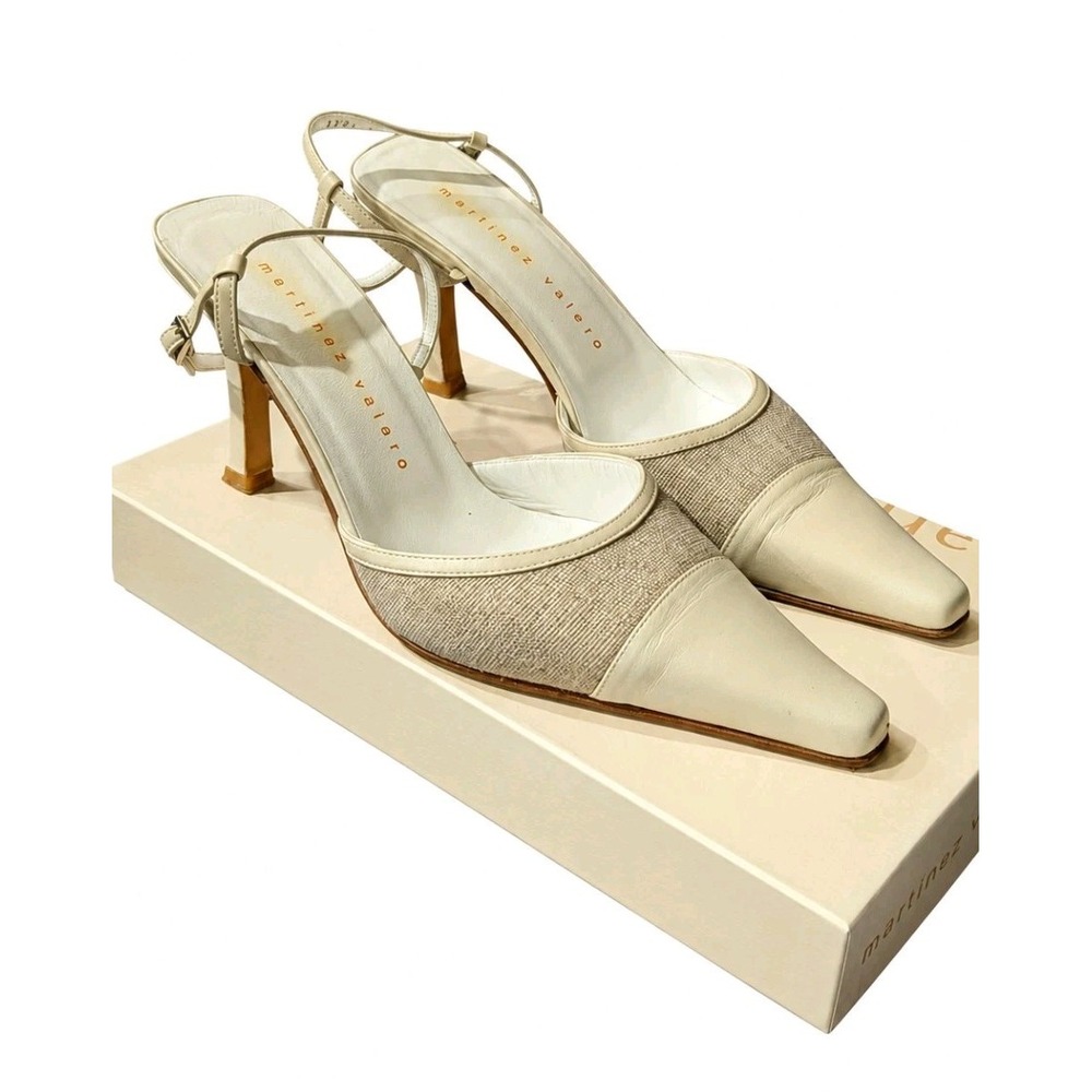 TREND ALERT Vtge Martinez Valero Cream Linen Leather Slingback Heels Womens 7.5